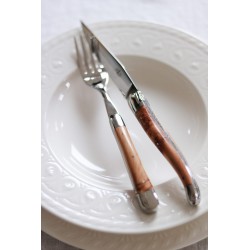 LAGUIOLE Art de la table 2 couteaux + 2 fourchettes genévrier brillant